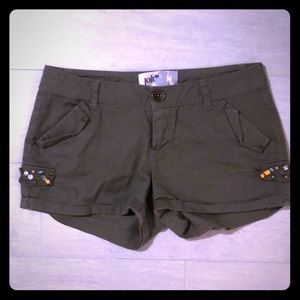 Green shorts beaded Embellishments Jolt Sz 3